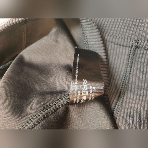 Lululemon Ribbed Softstreme Black Tshirt Dress W/Pocket Yoga Athletic Relaxed 0 - Picture 8 of 9